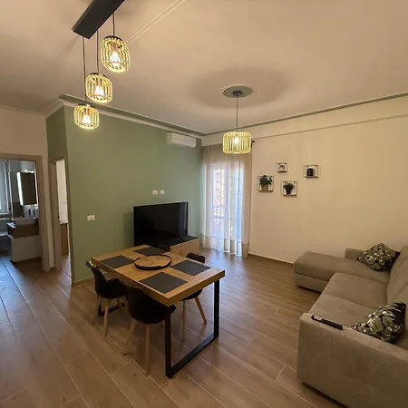 Heroes Apartment *